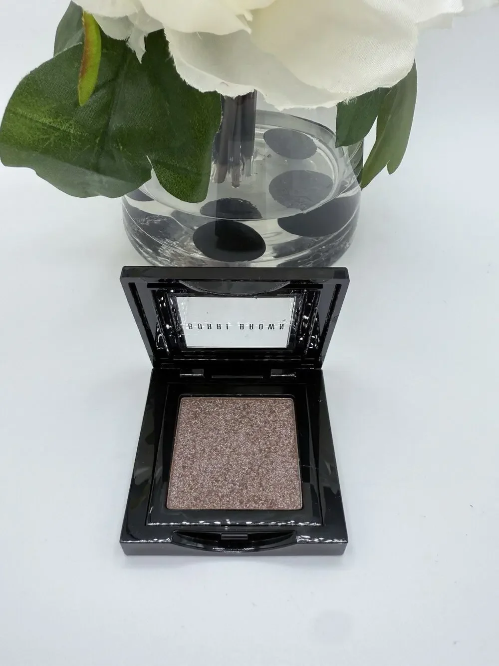 Bobbi Brown Eye Shadow Cement - Full Size 1 Oz. / 3 g